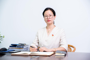  戴笑韫 